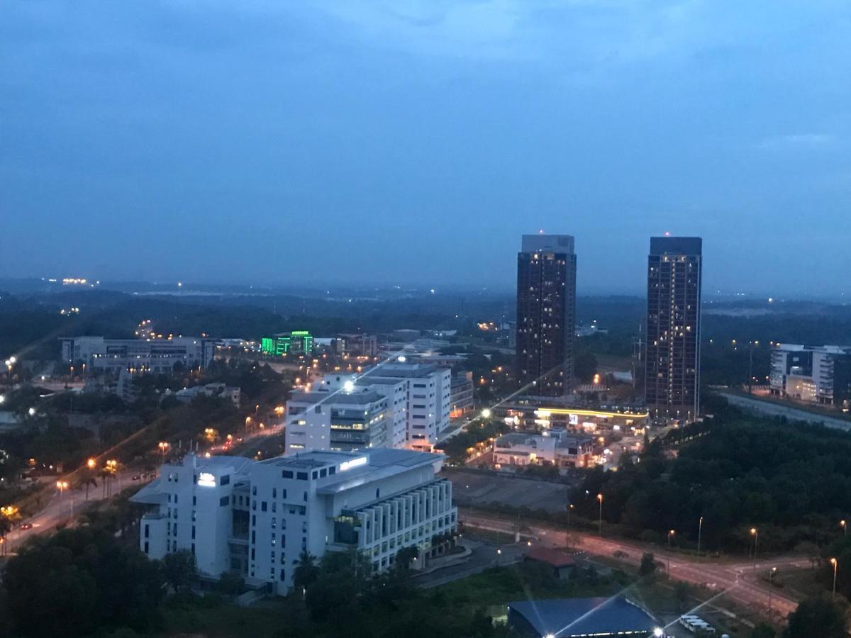 Cybersquare Apartment Cyberjaya Bagian luar foto